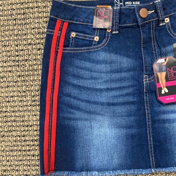NWT NoBo Mid Rise with Stripes Denim Skirt Size Junior 9 - Picture 3 of 5